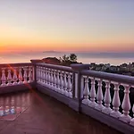 Casale Marzia Apartmanhotel 4*