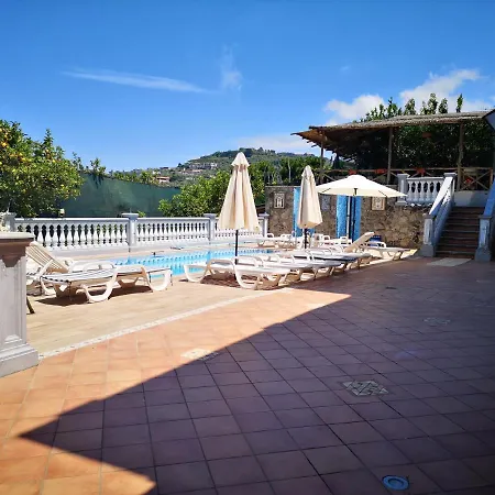 Casale Marzia 3*